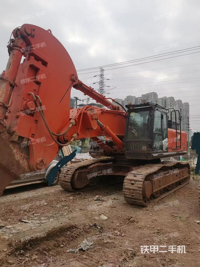 日立ZX490LCH-5A挖掘機(jī)