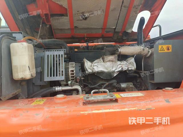 發(fā)動機(jī)整體俯視(整機(jī)外觀) 發(fā)動機(jī)整體俯視(整機(jī)外觀)