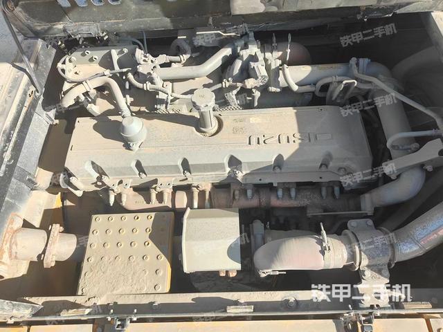 發(fā)動(dòng)機(jī)整體俯視（整機(jī)外觀）