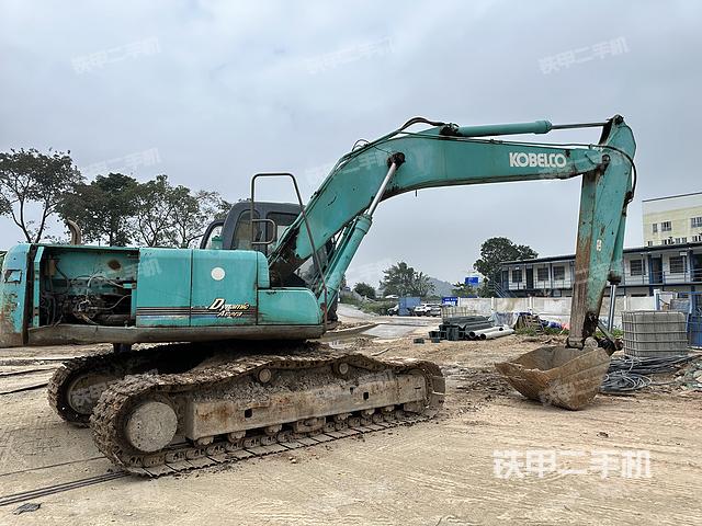 整機(jī)右后45°(整機(jī)外觀) 整機(jī)右后45°(整機(jī)外觀)