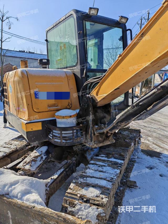 駕駛室頂部（整機(jī)外觀）