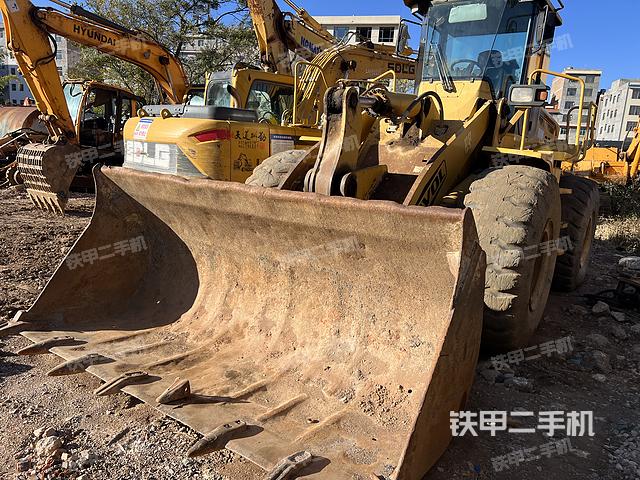 工作裝置整體(整機外觀及大件) 工作裝置整體(整機外觀及大件)