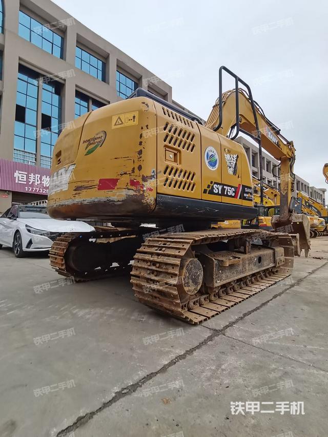 整機(jī)右后45°（整機(jī)外觀）