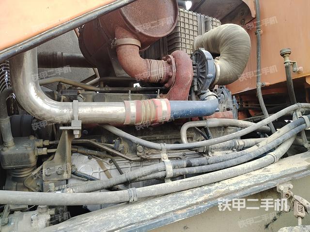 發(fā)動(dòng)機(jī)左側(cè)(整機(jī)外觀及大件) 發(fā)動(dòng)機(jī)左側(cè)(整機(jī)外觀及大件)