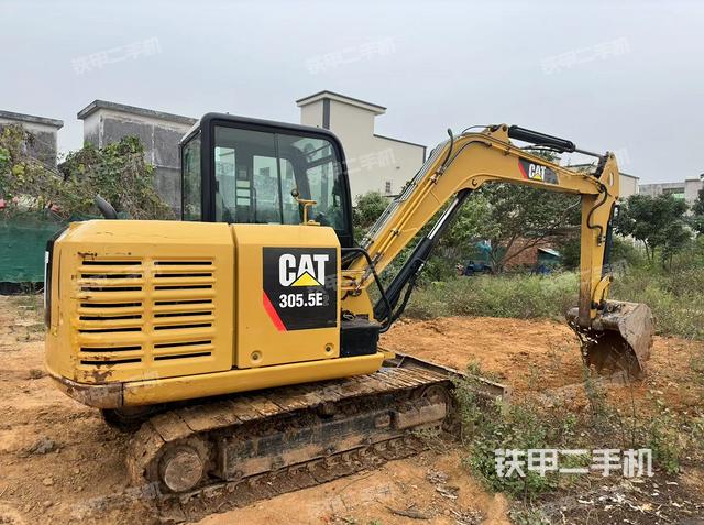 整機右后45°（整機外觀）