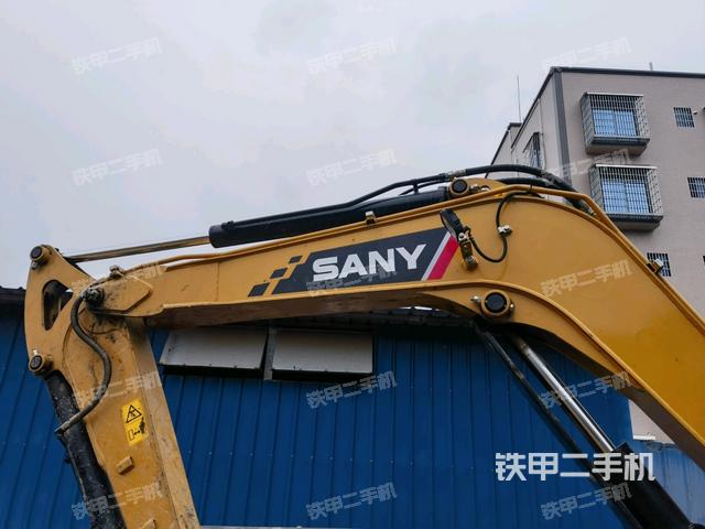 大臂整體?右側(cè)(工作和回轉(zhuǎn)裝置) 大臂整體?右側(cè)(工作和回轉(zhuǎn)裝置)