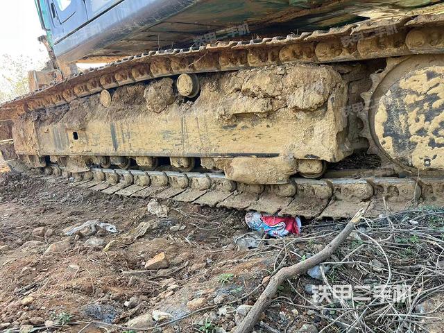 單側(cè)履帶整體（整機(jī)外觀）