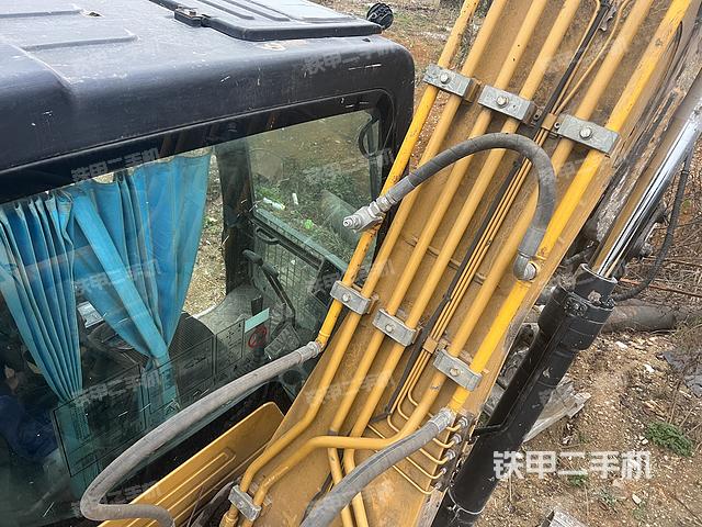 駕駛室頂部（整機(jī)外觀）