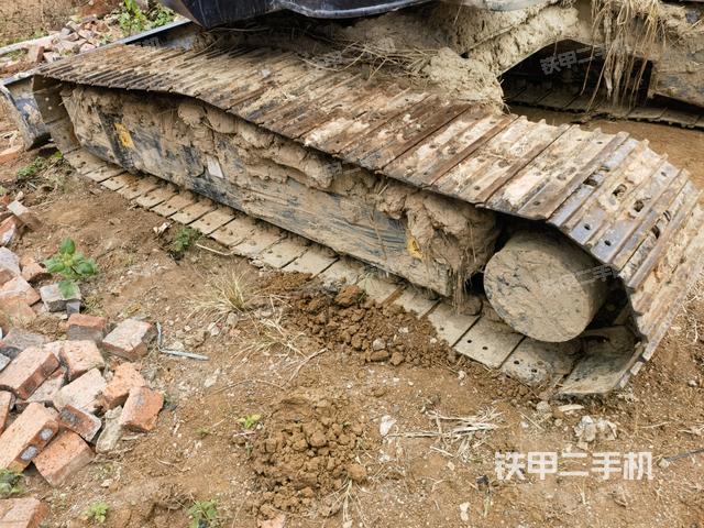 左側(cè)履帶整體?(行走機(jī)構(gòu)) 左側(cè)履帶整體?(行走機(jī)構(gòu))