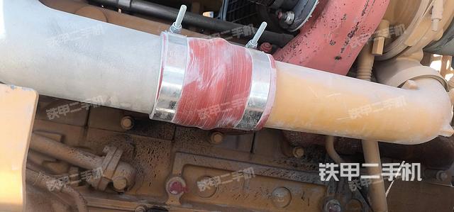 發(fā)動(dòng)機(jī)左側(cè)（整機(jī)外觀及大件）