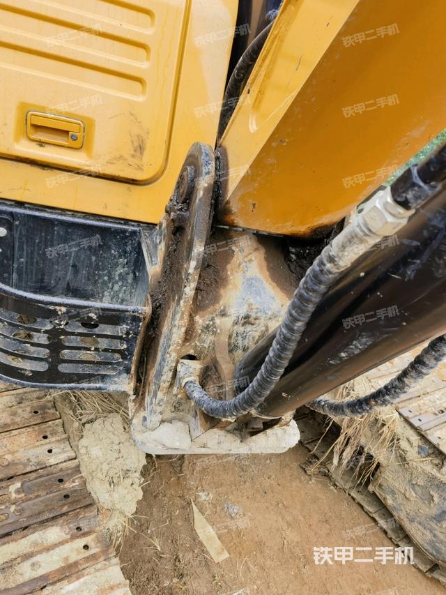 大臂根部?斜(工作和回轉(zhuǎn)裝置) 大臂根部?斜(工作和回轉(zhuǎn)裝置)