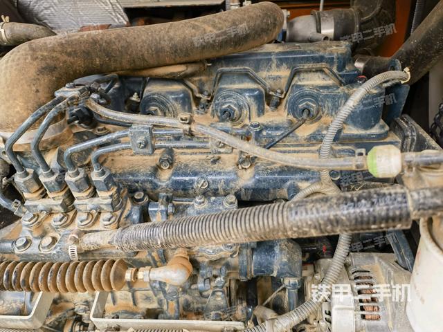 發(fā)動(dòng)機(jī)室(上車部件) 發(fā)動(dòng)機(jī)室(上車部件)