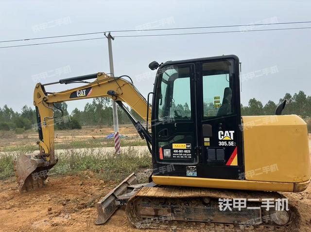 卡特彼勒CAT?305.5E2 小型液壓挖掘機(jī)