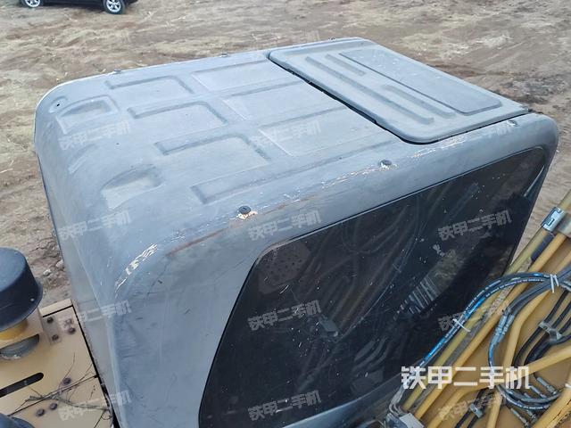 駕駛室頂部（整機(jī)外觀）