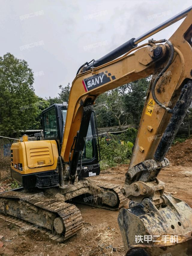 右前45(整機(jī)外觀) 右前45(整機(jī)外觀)