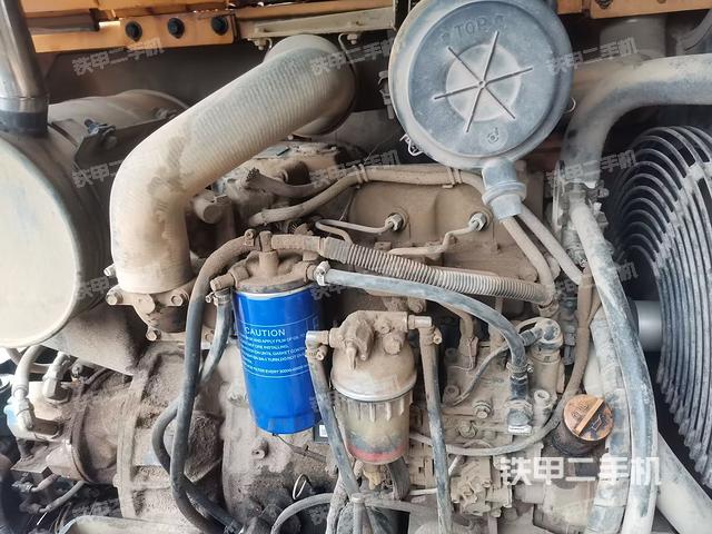 發(fā)動(dòng)機(jī)整體俯視(整機(jī)外觀) 發(fā)動(dòng)機(jī)整體俯視(整機(jī)外觀)