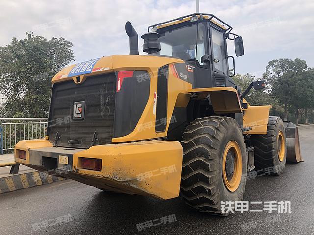 整機(jī)右后45°(整機(jī)外觀及大件) 整機(jī)右后45°(整機(jī)外觀及大件)