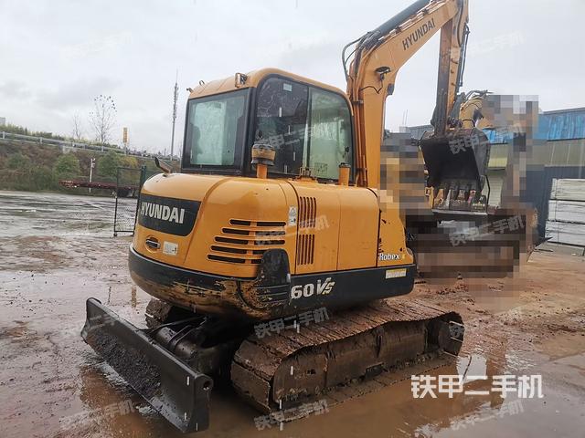 整機(jī)右后45°(整機(jī)外觀) 整機(jī)右后45°(整機(jī)外觀)