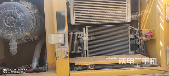 駕駛室整體（整機外觀）