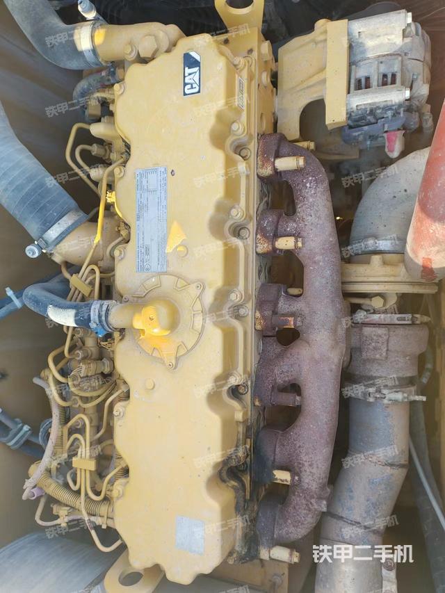 發(fā)動(dòng)機(jī)整體俯視（整機(jī)外觀）