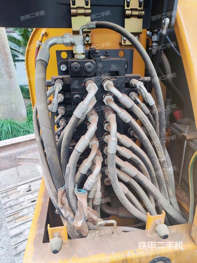 分配閥（上車部件）