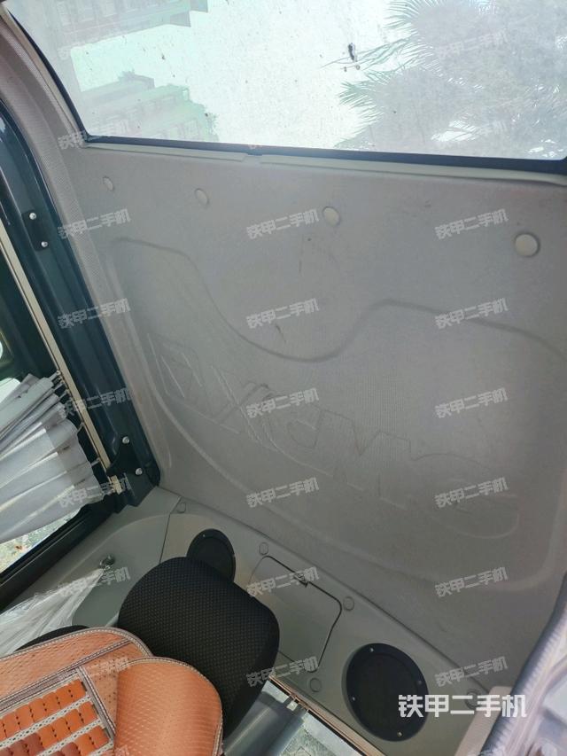 頂棚整體（駕駛室部分）