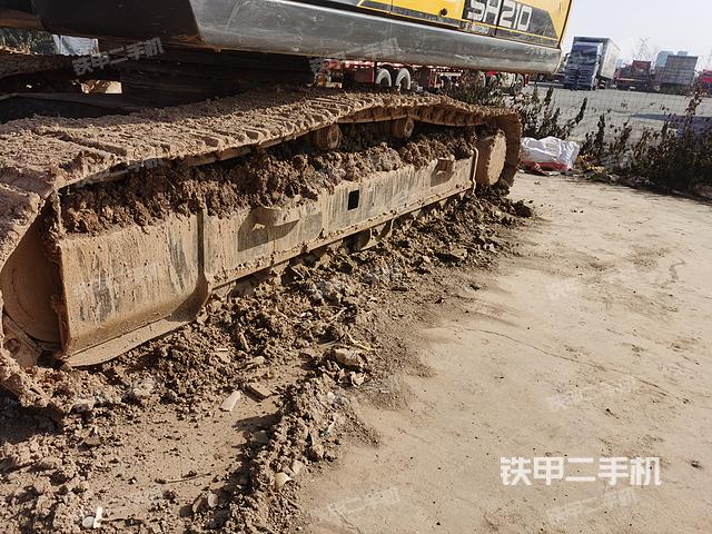 單側履帶整體(整機外觀) 單側履帶整體(整機外觀)