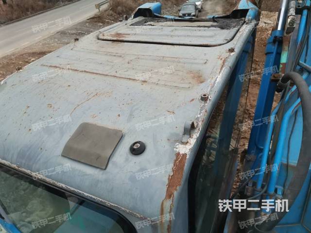 駕駛室頂部（整機(jī)外觀）