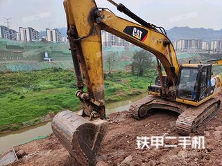 重庆卡特彼勒330D2L液压挖掘机实拍图片