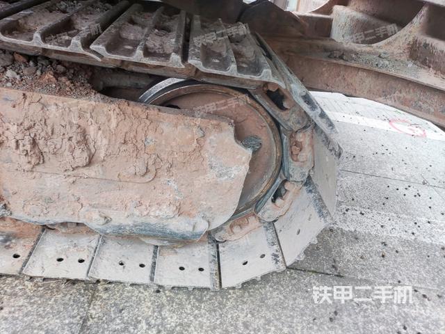 右導(dǎo)向輪（行走機(jī)構(gòu)）