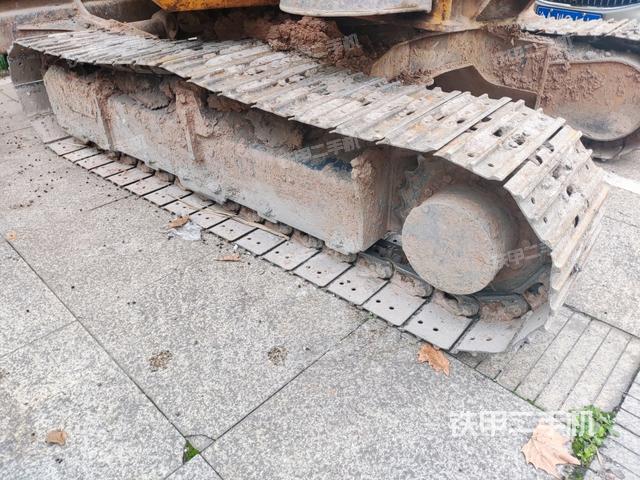 左側(cè)履帶整體?（行走機(jī)構(gòu)）