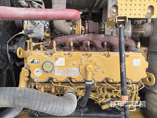 發(fā)動(dòng)機(jī)整體俯視（整機(jī)外觀）