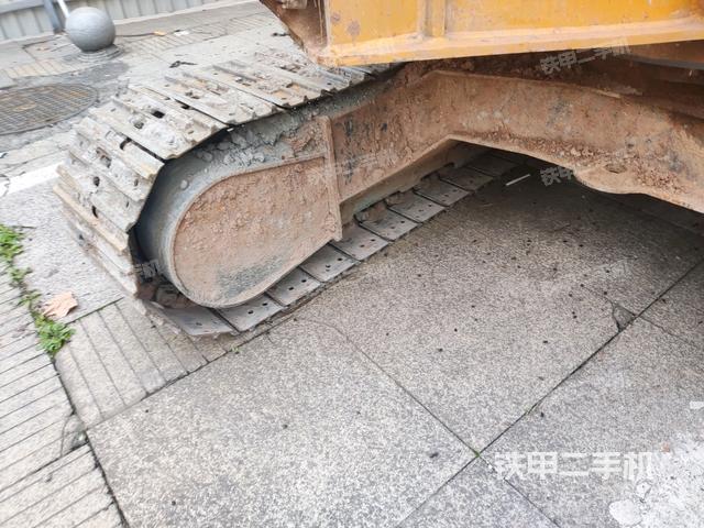 左側(cè)行走馬達(dá)蓋板（行走機(jī)構(gòu)）