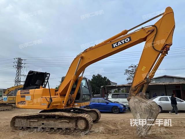加藤HD820-R5挖掘機(jī)