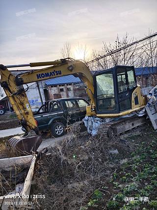 河南-郑州市二手小松PC70-8挖掘机实拍照片