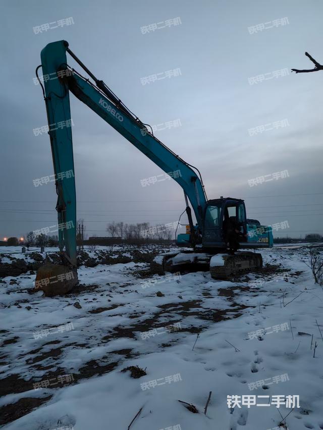 神鋼SK270D-8挖掘機(jī)