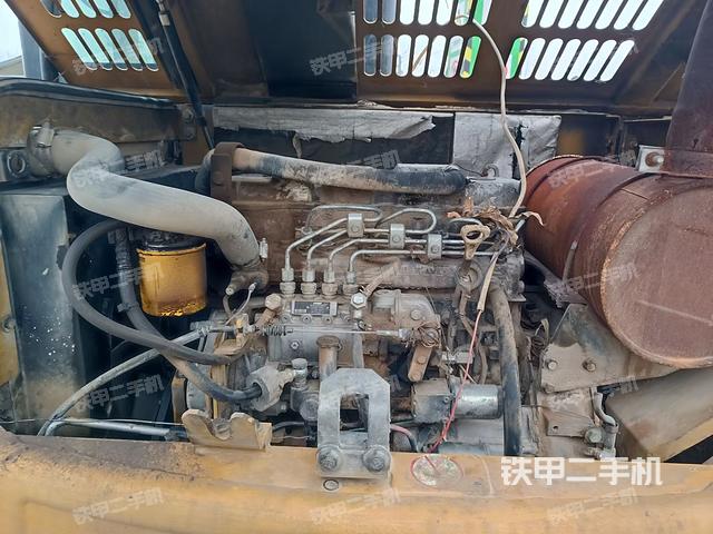 發(fā)動機(jī)整體俯視（整機(jī)外觀）