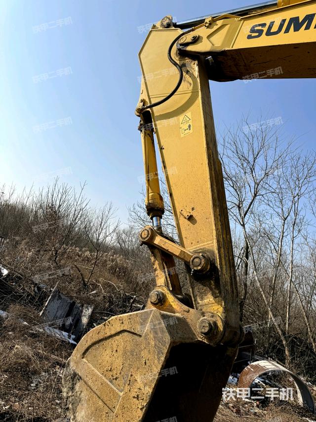 小臂整體左后（工作和回轉(zhuǎn)裝置）