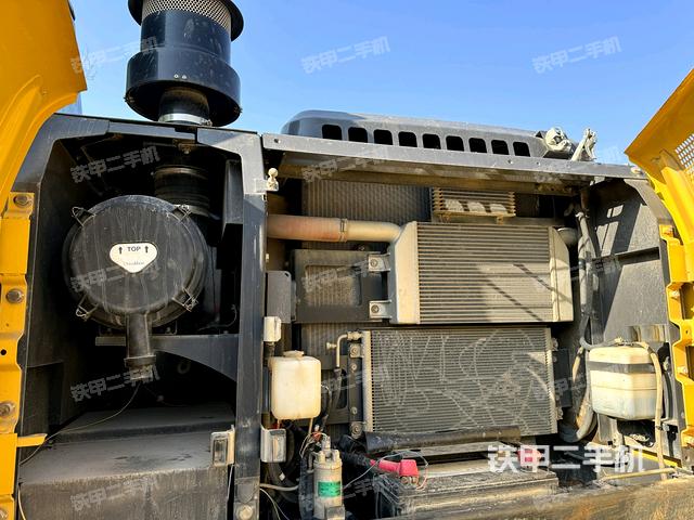 散熱器正面（大件艙室）