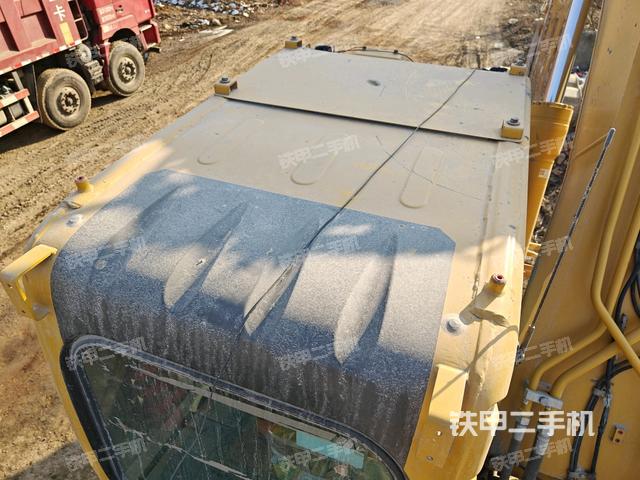 驾驶室顶部俯视（上车部件）