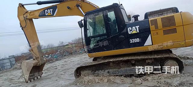 卡特彼勒320D2GC挖掘機