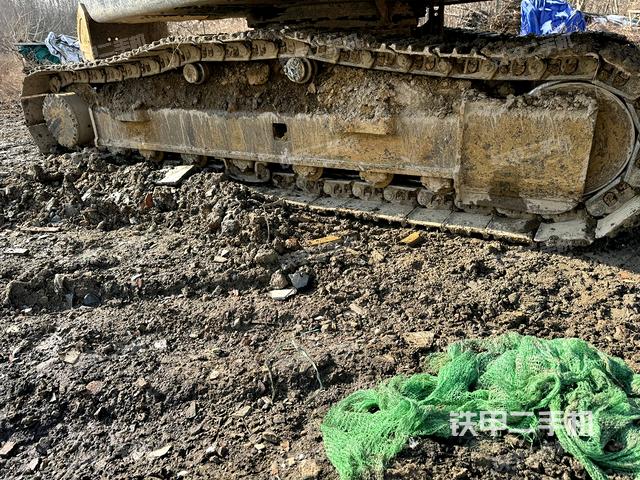 右驅(qū)動(dòng)輪（行走機(jī)構(gòu)）