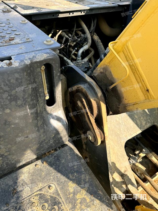 大臂根部?斜視（工作和回轉(zhuǎn)裝置）