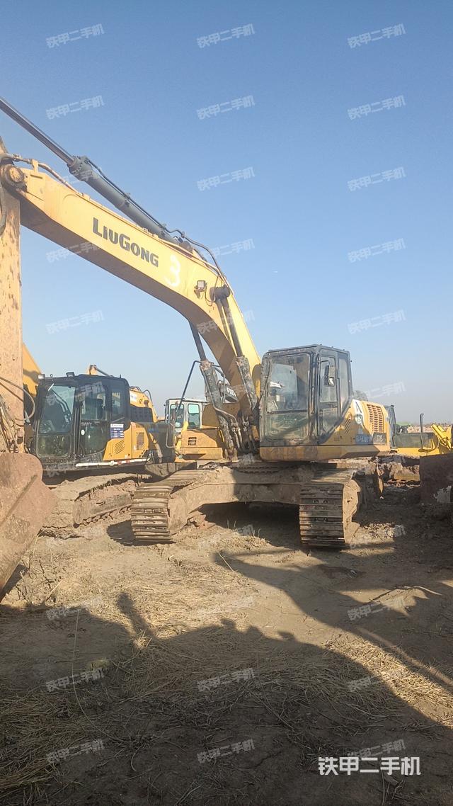 柳工CLG933E挖掘機(jī)