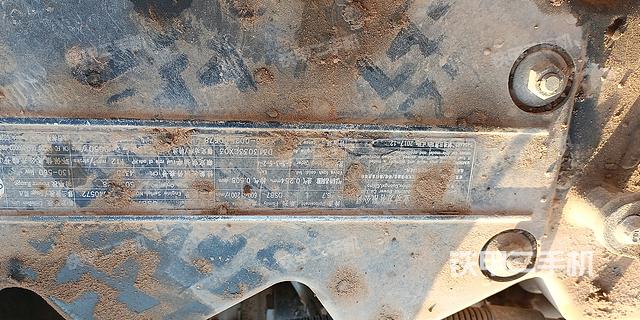 发动机整体俯视（整机外观）