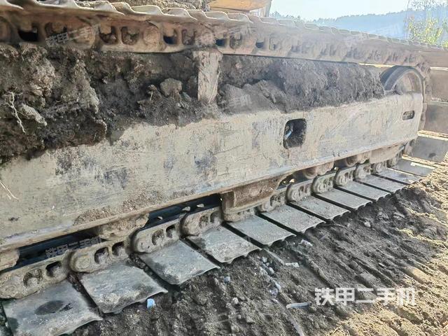 單側履帶整體（整機外觀）