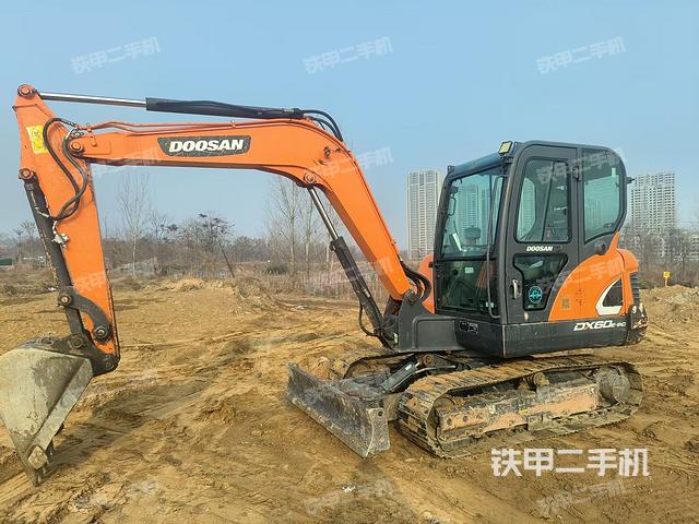 斗山DX60E-9CN挖掘機