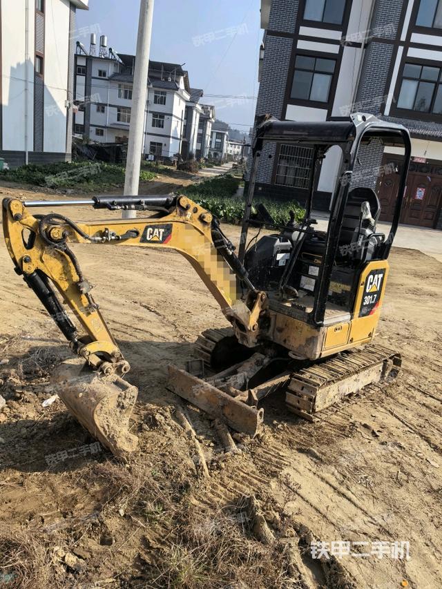 卡特彼勒CAT?301.7 CR?微型液壓挖掘機(jī)