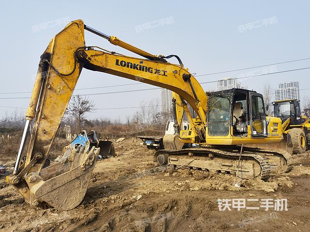 龍工LG6225E挖掘機(jī)