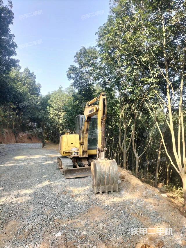 小松PC56-7挖掘機(jī)